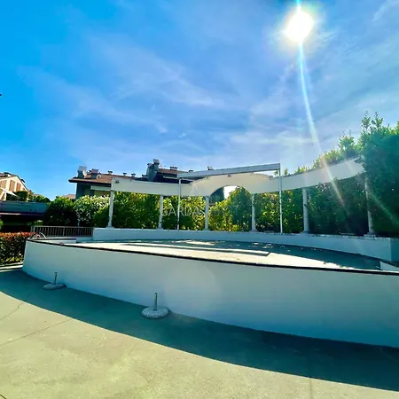Orchidea - Ampiezza In Esclusivo Con Tre Piscine E Un Bar A 200m Dal アパート